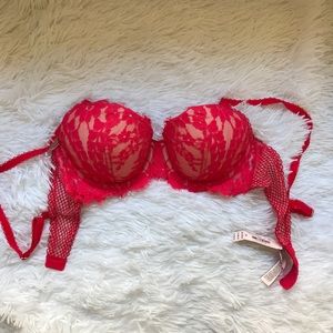 ✨NWT✨ Victoria's Secret "Dream Angels" Red Bra
